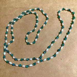 Vintage necklace with small freshwater pearls and transparent green beads